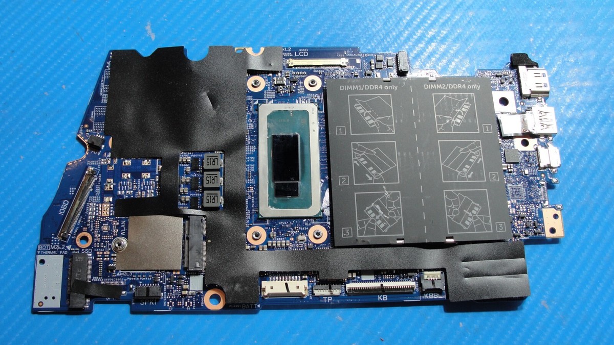 Dell Vostro 5620 16