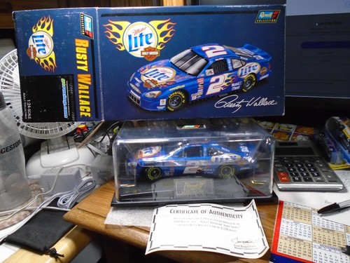 Revell 1/24 – Ford Miller Lite Nascar – Rusty Wallace
