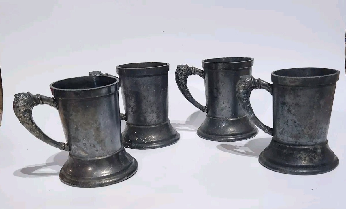 Antique M.S. Benedict Mfg Co Quadruple Silver Plate 207 Cup