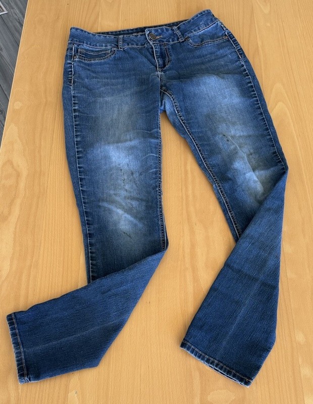 Maurices Jeans Womens Size M-R Reg Straight Blue Denim Pockets RN#51783