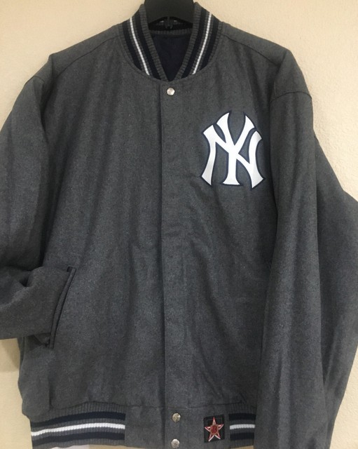 New York YANKEES Gray Color Reversible Jacket by JH Design MLB