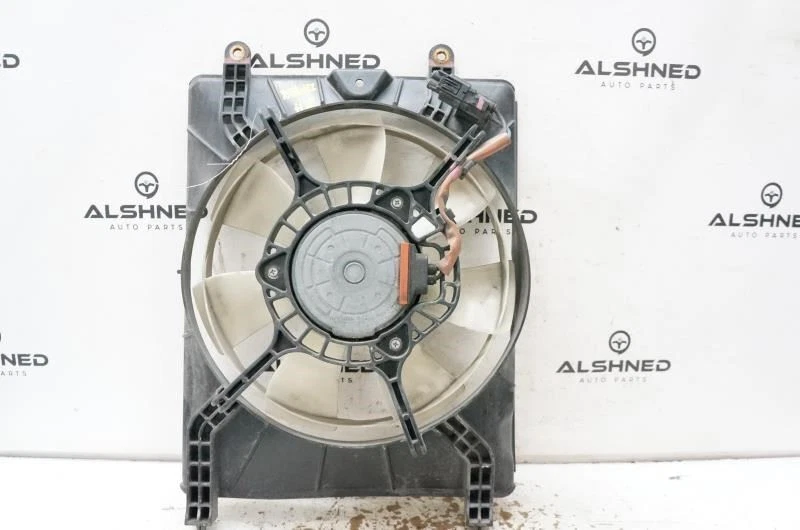 Conjunto de motor ventilador de refrigeración condensador Acura ILX 2013-2015 19015-R1A-A02 FABRICANTE DE EQUIPOS ORIGINALES Foto 3 de 4