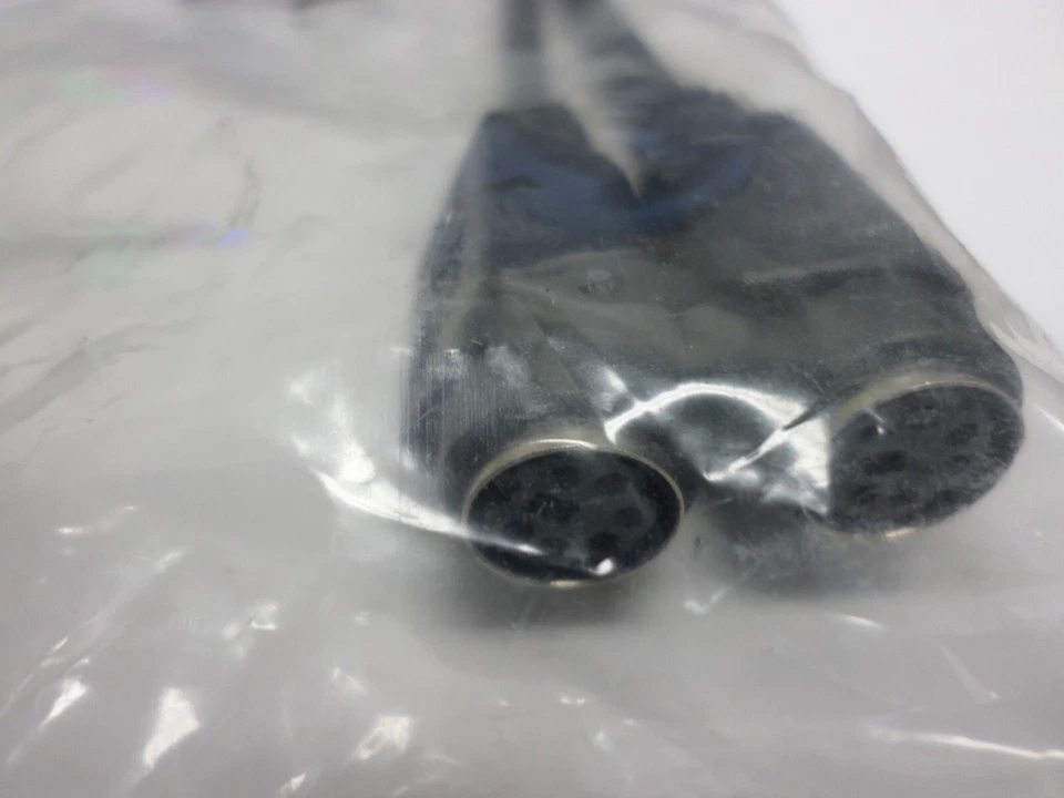 HP A6898-63003  Splitter Cable - Image 2 of 4