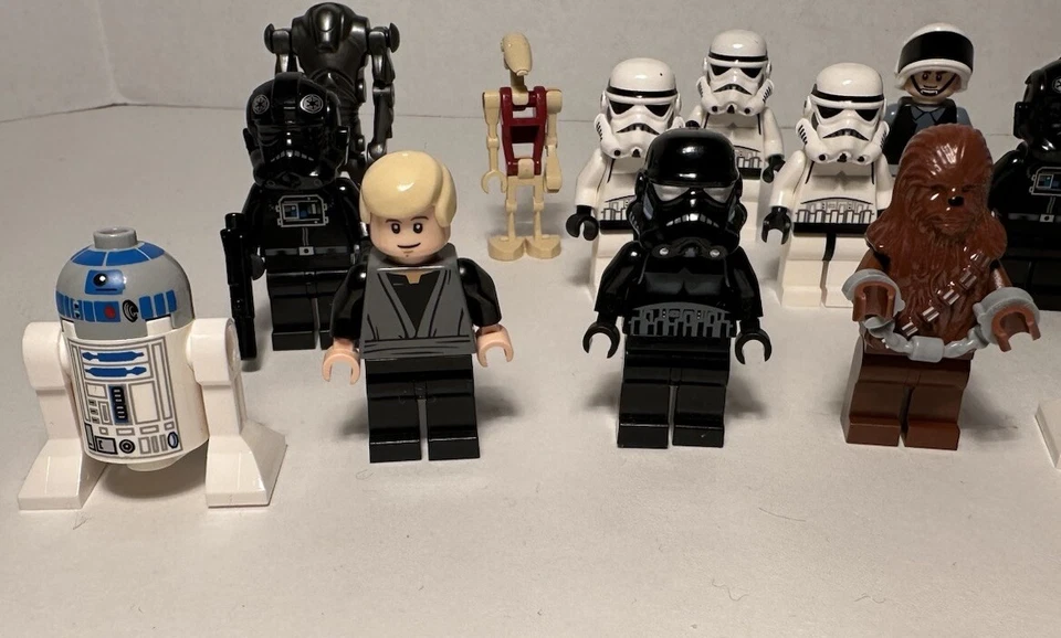 Lote de 19 minifiguras Lego Star Wars.  Foto 2 de 4