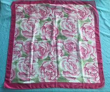 Pre-Owned Women  s 30  x 30  Vintage Scarf w/ Pink Roses  Flower / Floral Design