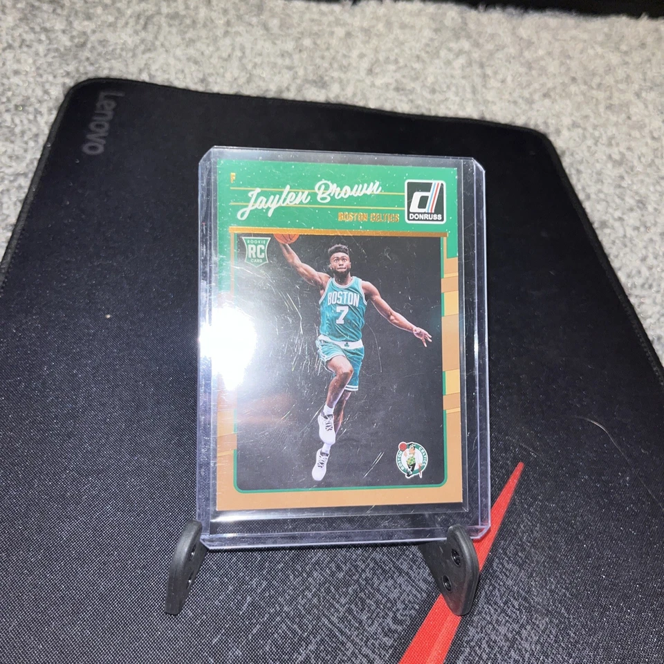 NM-MT 8.5 Jayson Tatum RC+ Derrick WhiteRC+ Jaylen BrownRC+ Jrue Holiday Gold RC - Imagem 3 de 4