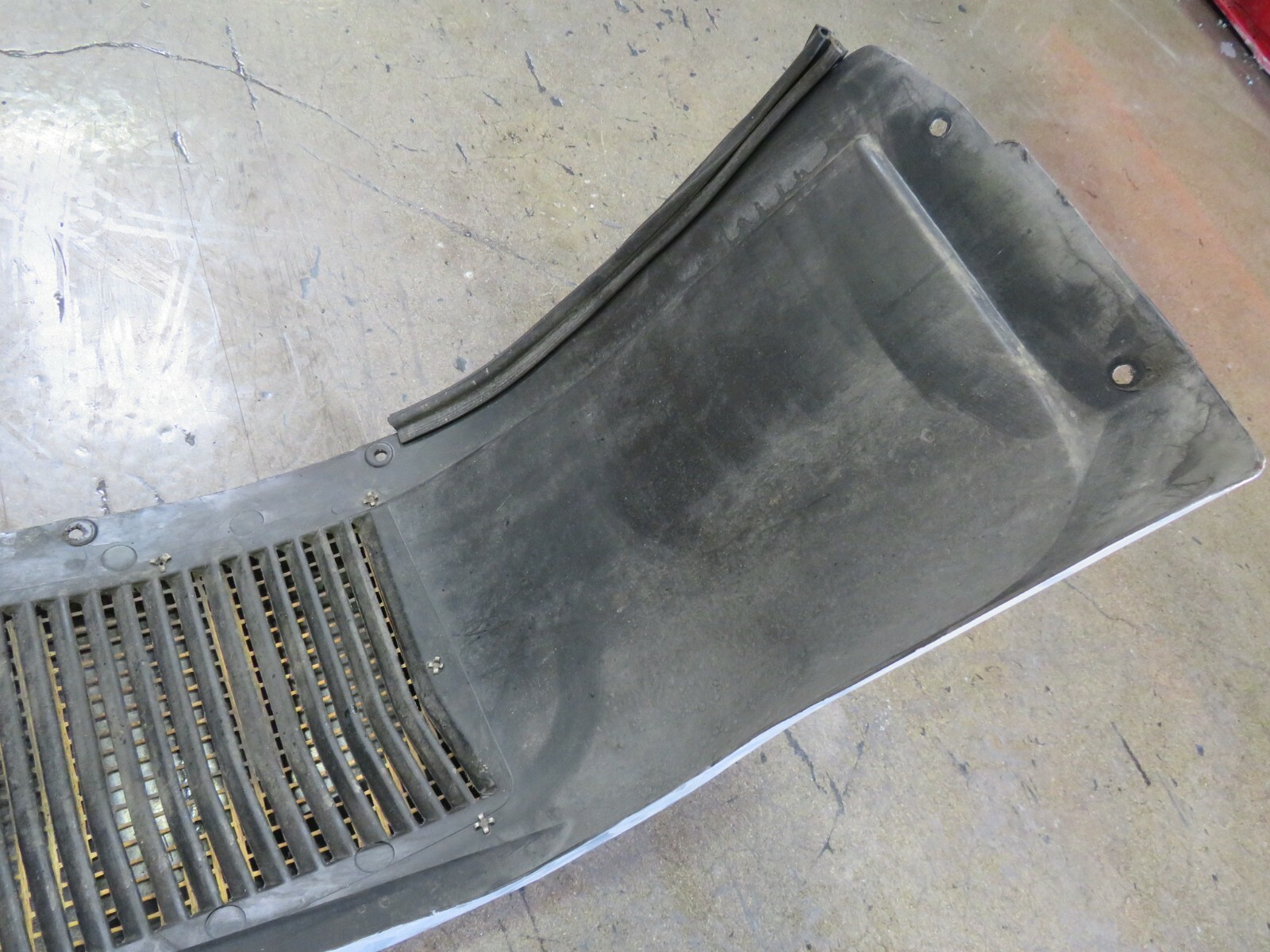 Ferrari 360, Spider, RH, Right, Rear Main Fender Liner, Used, P/N 65060000