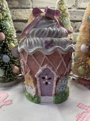 Light Up Easter Pastel Cupcake House Chick/Eggs Spring Decor Cupcakes & Cashmere