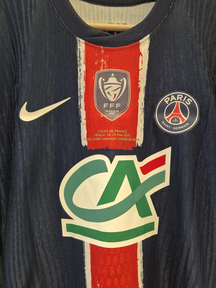 Maillot PSG pro Hakimi Finale coupe de France 2025 - Photo 2/4