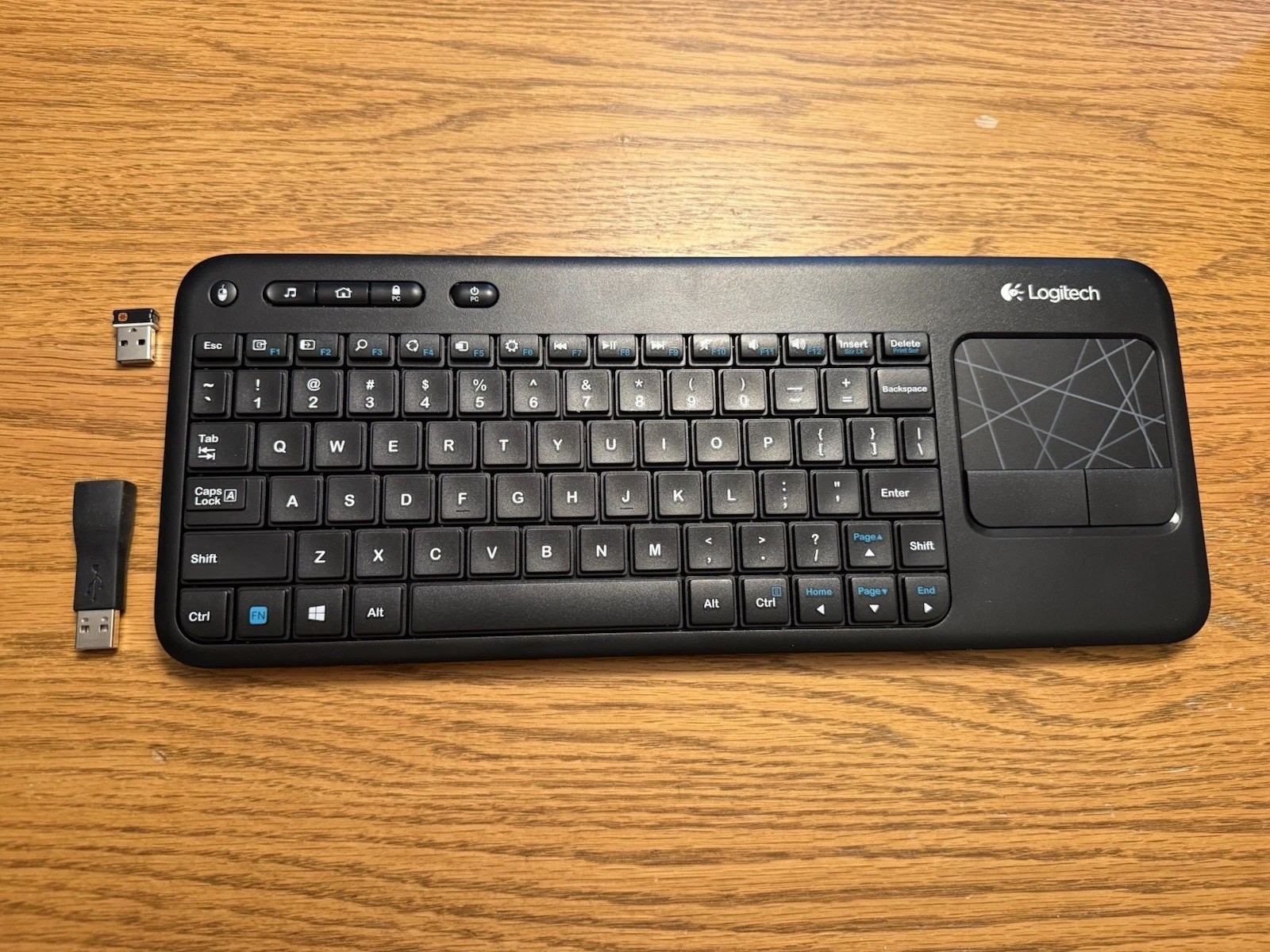 Logitech K400 Wireless Touch Keyboard - Works Great
