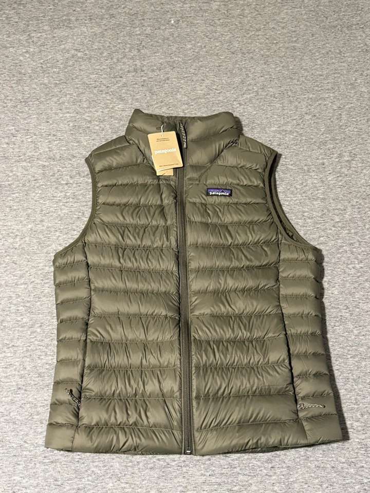 Patagonia 男式羽绒毛衣背心 S 码 | 松针绿色 | 全新 — 第 2/3 张图片