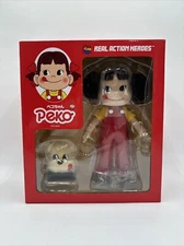 Medicom Real Action Heroes Fujiya Peko-Chan Set Brand New