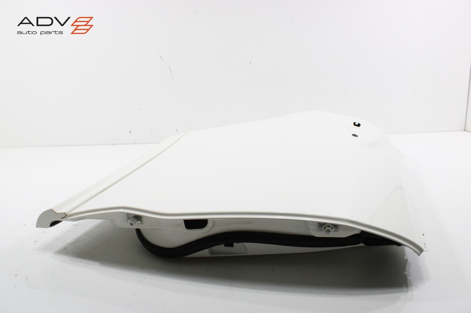 2017 - 2020 MASERATI LEVANTE REAR RIGHT PASSENGER SIDE DOOR SHELL PANEL OEM