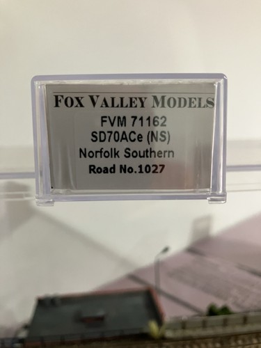 Fox Valley Models N Scale FVM 71162 SD70ACe Norfolk Southern NS 1027. - Picture 4 of 4