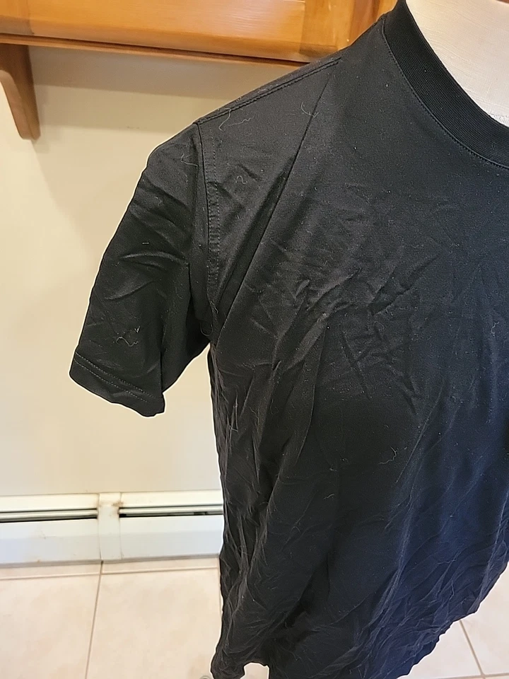 Camiseta Burberry negra con monograma S para hombre Foto 2 de 4