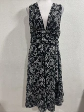 White House Black Market Floral Cross Back Fit Flare Dress Size 14