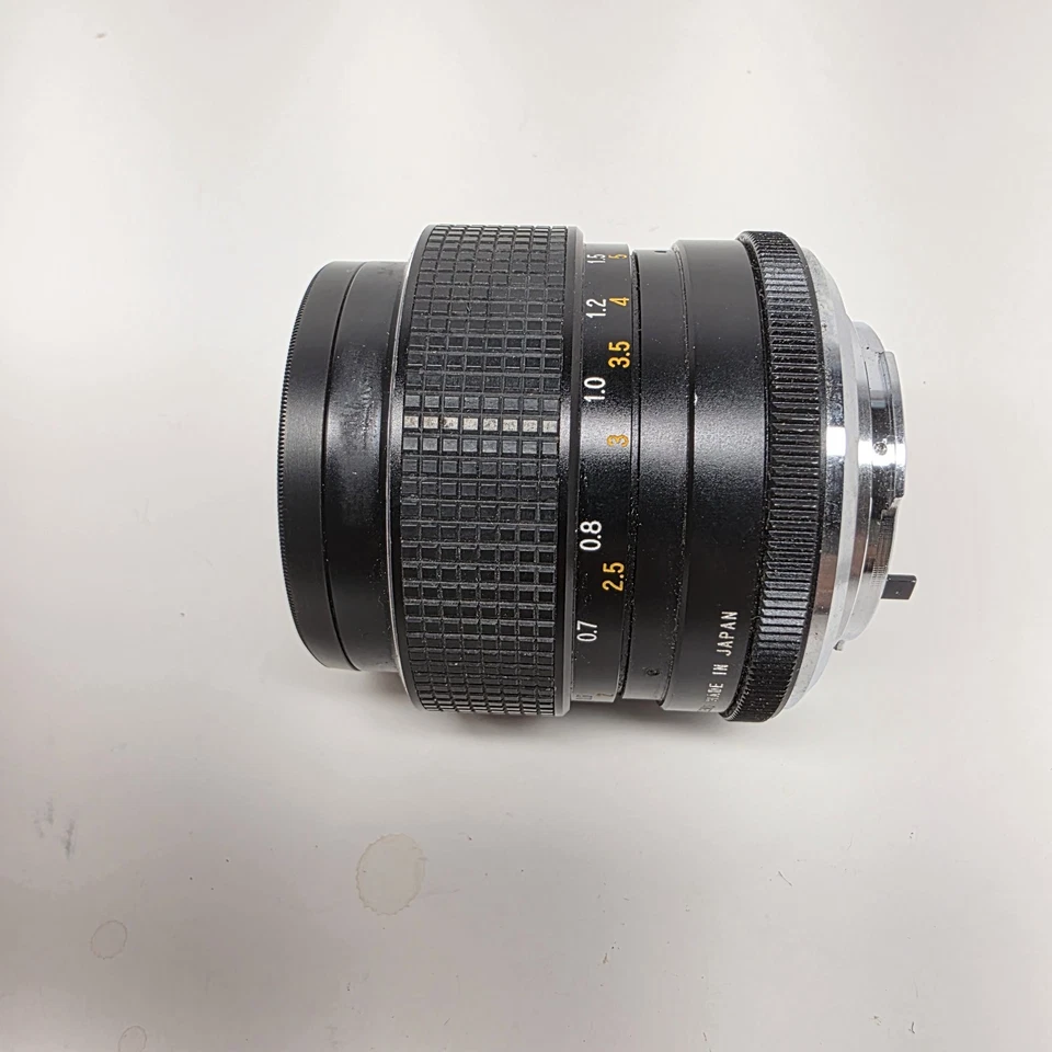 Bushnell Div of Bausch & Lomb f=35mm 1:2.8 Automatic, M/SR Mount W/filter + Caps - Image 3 of 4