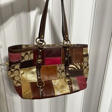 Bolso de Mano COACH Patchwork Signature Gamuza Piel Marrón Rojo Multicolor