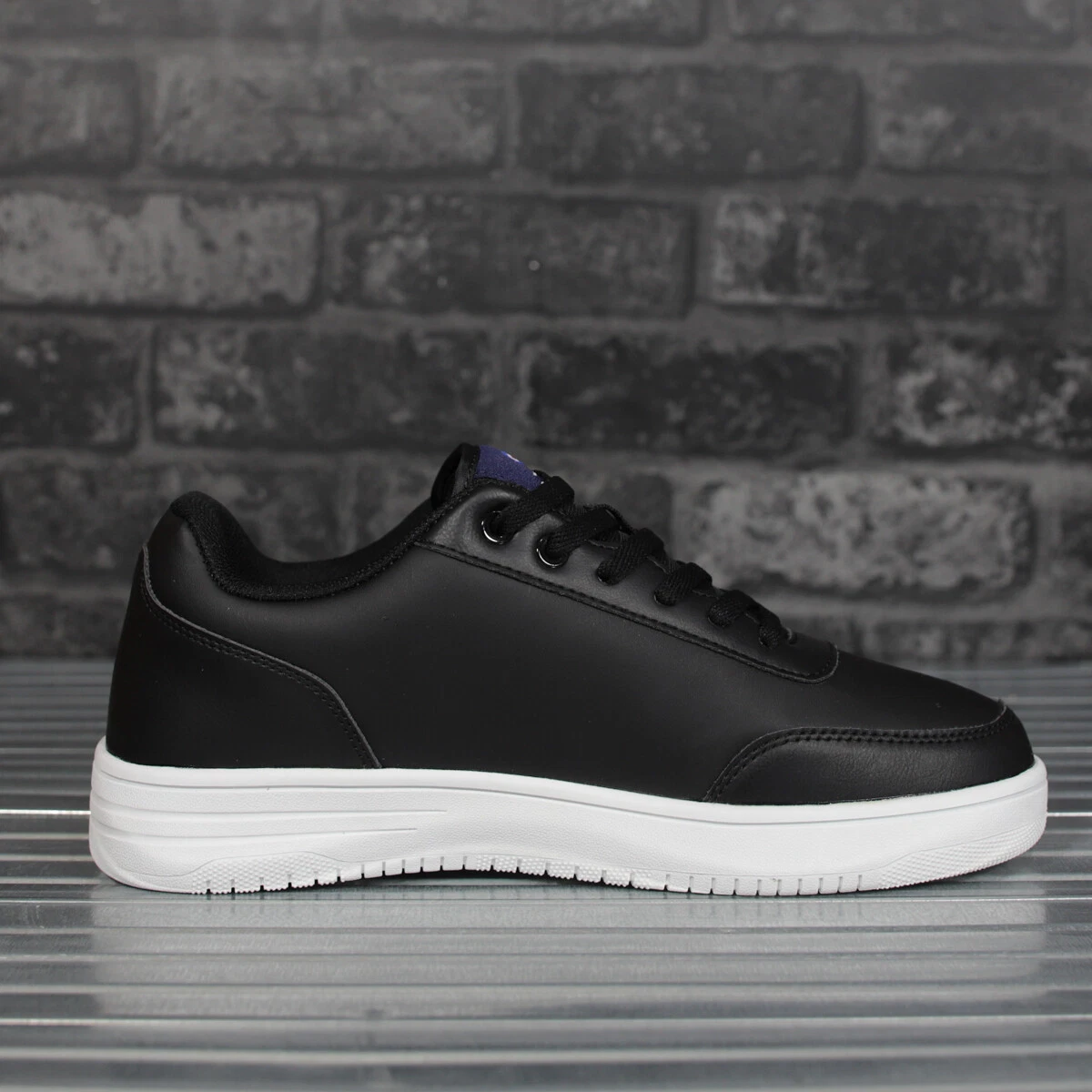 Ben sherman heart best sale trainers