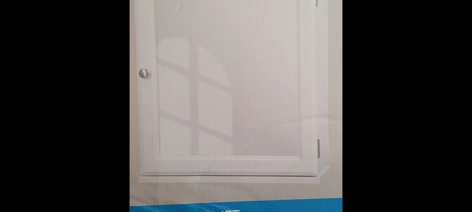 Mueble de baño/tocador con espejo (hogar esencial), nuevo Foto 3 de 3