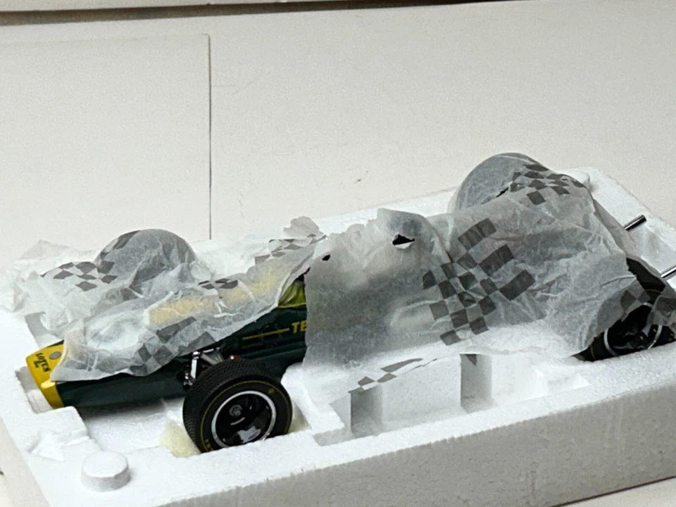 Exoto 1:18 Scale Diecast Lotus Type 49 Jim Clark 1967 Dutch Grand Prix, #2 - Image 2 of 4