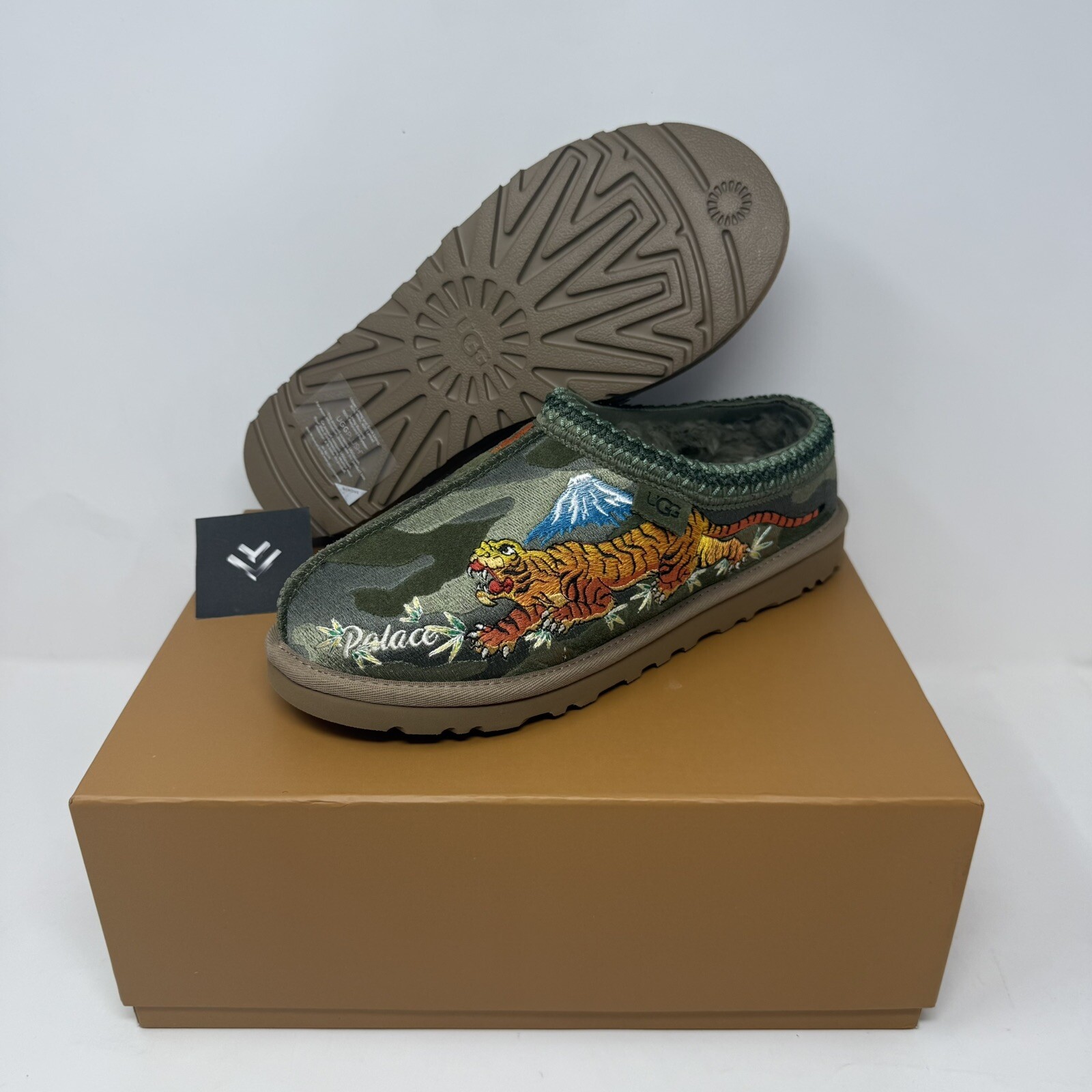 ?Palace UGG Tasman Slipper Burnt Olive Green Camo | Size 8M / 9W 