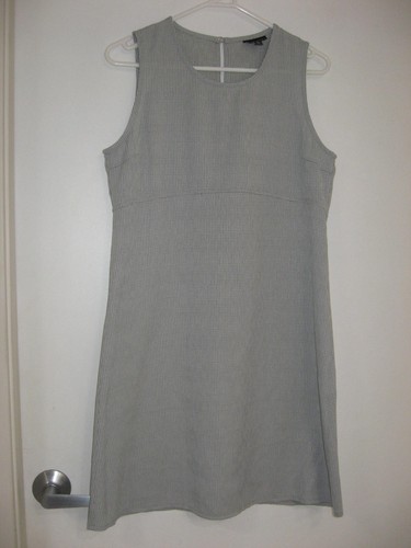 WITCHERY GREY CHECK SLEEVELESS SHIFT DRESS SIZE 12