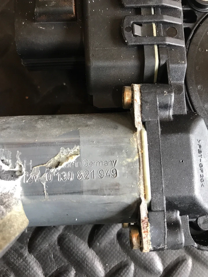 Jaguar S Type 2003-2007 Year Rear Left Door Window Motor 0130821949 991135-Xxx - Изображение 3 из 4