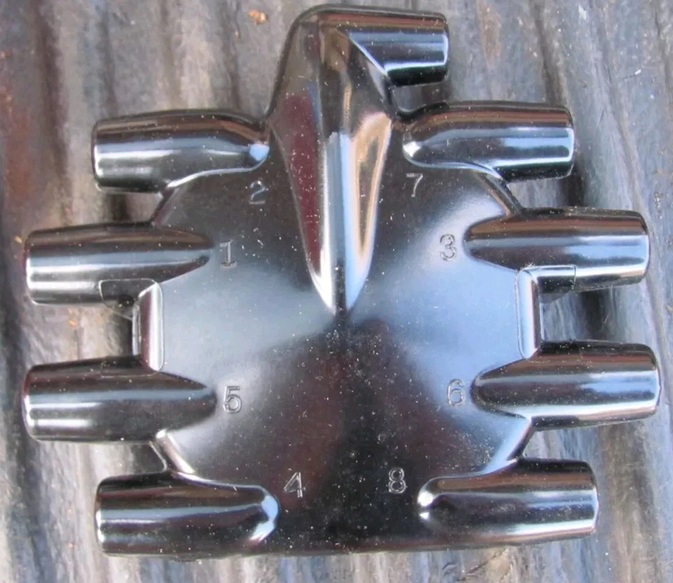 NOS Sorenson FO-96 Crab Distributor Cap Ford 1942-1948 8 Cylinder - Image 4 of 4