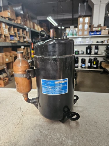 SANYO C-2R130H6F 19,600 BTU 230V 1PH 60HZ R-TWENTY TWO ROTARY A/C COMP.
