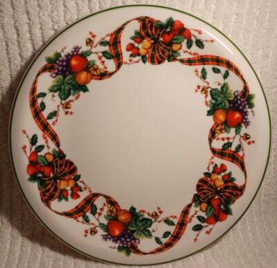William James Dinner Plate Christmas 10.5'' Fine Stoneware Ribbon Fruit Vintage 1
