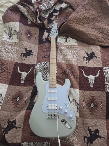 Kramer Focus VT211S Electric Guitar Pewter Grey With Fender Frontman 10G Amp
