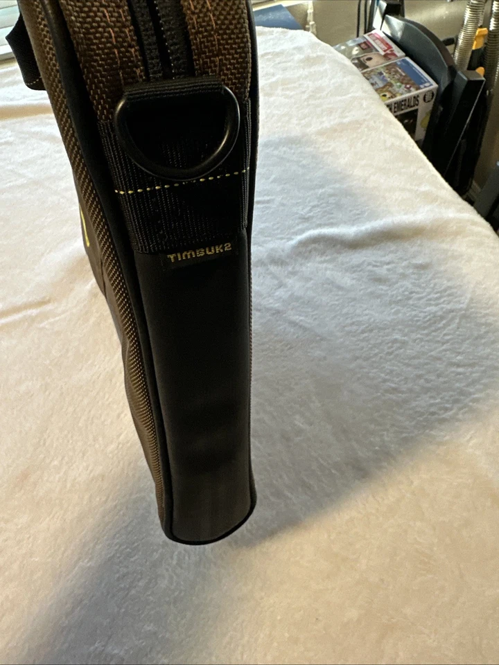 Timbuk2 Bolso Bandolera Grande Organizador Acolchado Bolso de Viaje Maletín Marrón Foto 4 de 4