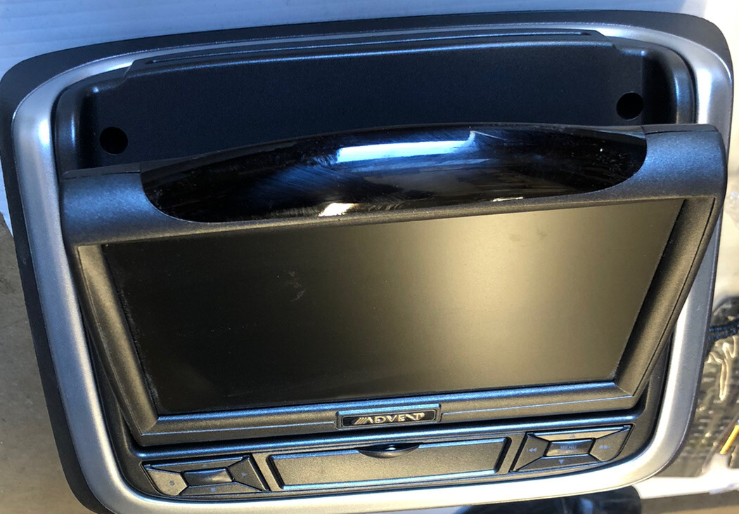 Lincoln Navigator 7” Monitor Headrest Seatback Dual DVD Complete System