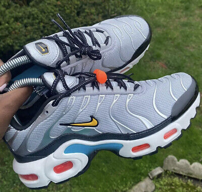 Nike Air Max Plus (GS) Metallic Silver/Speed Yellow Cw6010 Nike Air Max Plus (GS) Metallic Silver/Speed Yellow Cw6010
