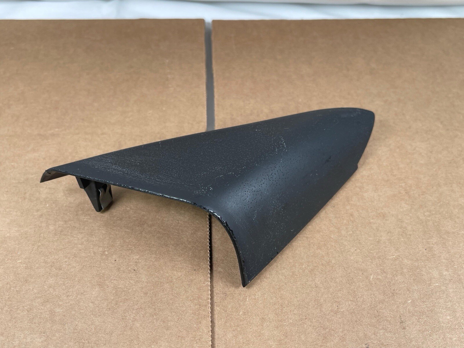 Maserati Quattroporte M139 Front Right RH Door Corner Cover Trim 19527 OEM 03-13