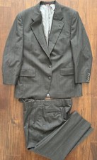 Jos A Bank 100 pure Wool Suit Jacket Pants Pleated Gray Classic USA MADE 44