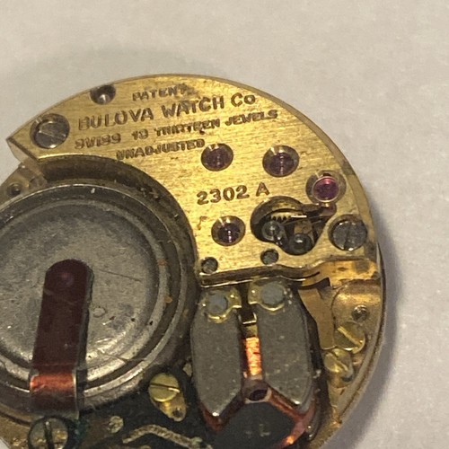 Bulova Used Vintage Watch Movement 2302A 13 Jewels For Parts Replacement Repair - Picture 3 of 9