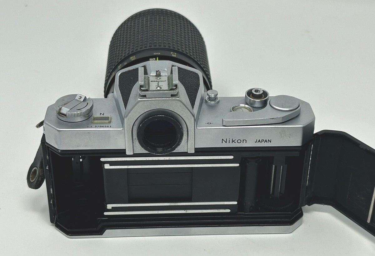 ニコマートftnボディ＋28mm＋135mm Nikkormat FTN 35mm SLR Camera w/ Tokina 28-135 lens. Fresh