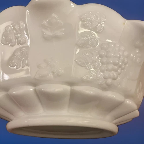 Vintage Westmoreland Milk Glass Paneled Grape 9.5” Crimped Ruffled Console Bowl