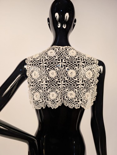ANTIQUE EDWARDIAN HAND MADE FLORAL CROCHET LACE COLLAR FOR DRESS