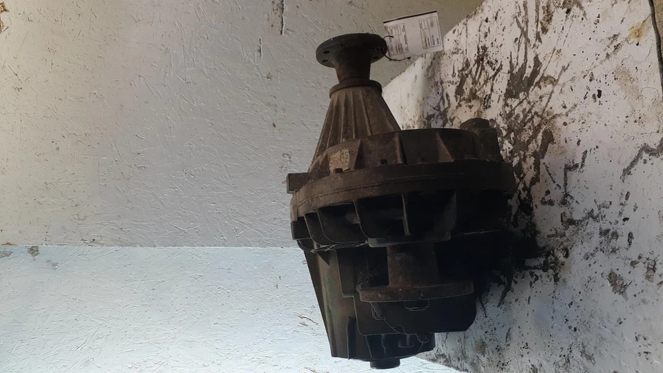 Used Transfer Case Assembly fits: 2005 Ford Excursion electronic shift ID 3C34-A Foto 4 de 4