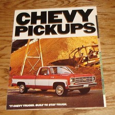Original 1977 Chevrolet Pickup Truck Sales Brochure 77 Chevy 976
