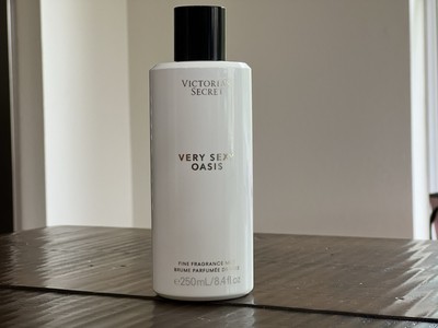 NEW  VICTORIA'S SECRET  VERY SEXY OASIS  BODY MIST 8.4oz