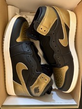 Nike Air Jordan 1 Retro High OG Black Gold High Top Sneaker Leather Youth