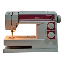 Husqvarna 113 Electronique Coudre Fabriqué En Suède avec Accessoires Défaut