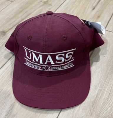 UMass Minutemen Amherst Vtg 90s Game Split Bar Snapback Hat Maroon NWT Script