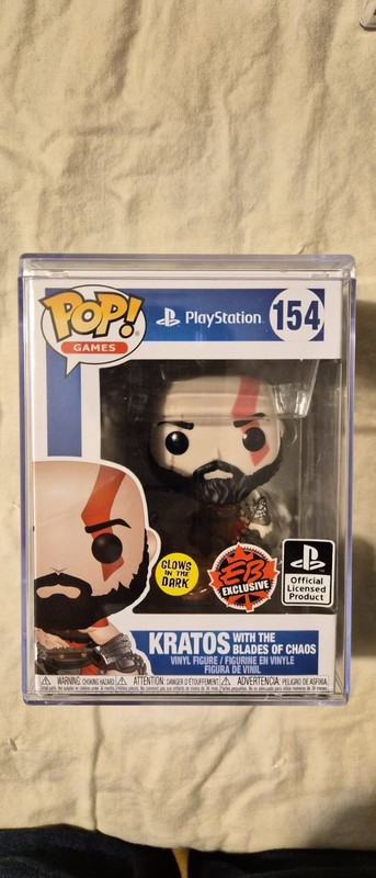 Funko Pop! God of War - Kratos with the Blades of Chaos #154 (Glows in the Dark)
