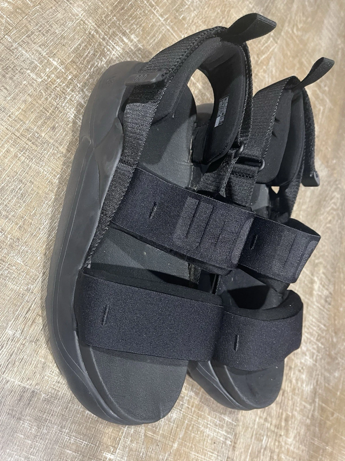 Sandalo sportivo Ugg donna taglia 11 nero La Cloud stile donna: 1136814