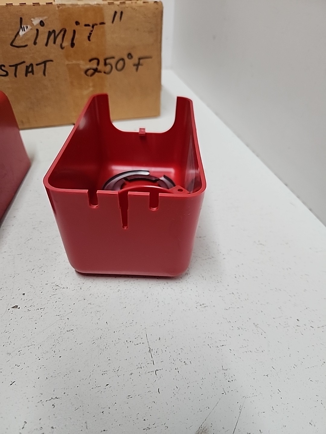 CHROMALOX ARC-215 CONTROLLER TEMP 60 TO 250 **NOS**